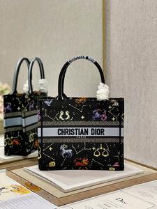 DIOR Handbags 713